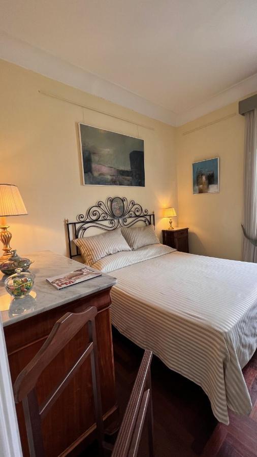 Calabritto Suite Napoli Esterno foto