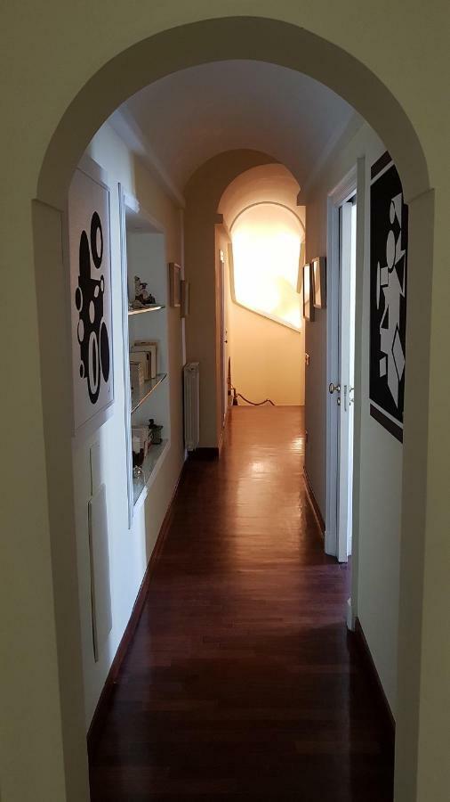 Calabritto Suite Napoli Esterno foto