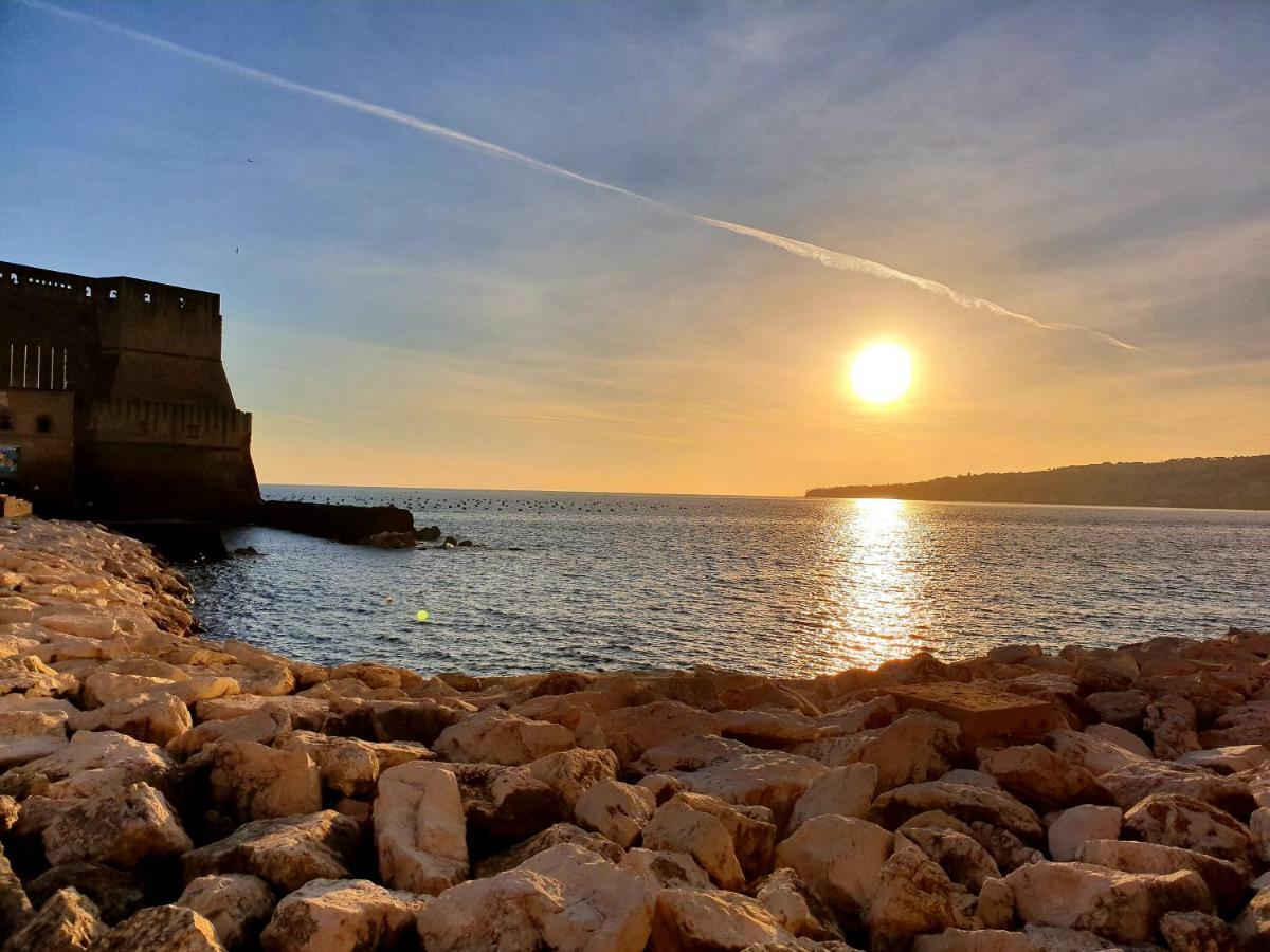 Calabritto Suite Napoli Esterno foto
