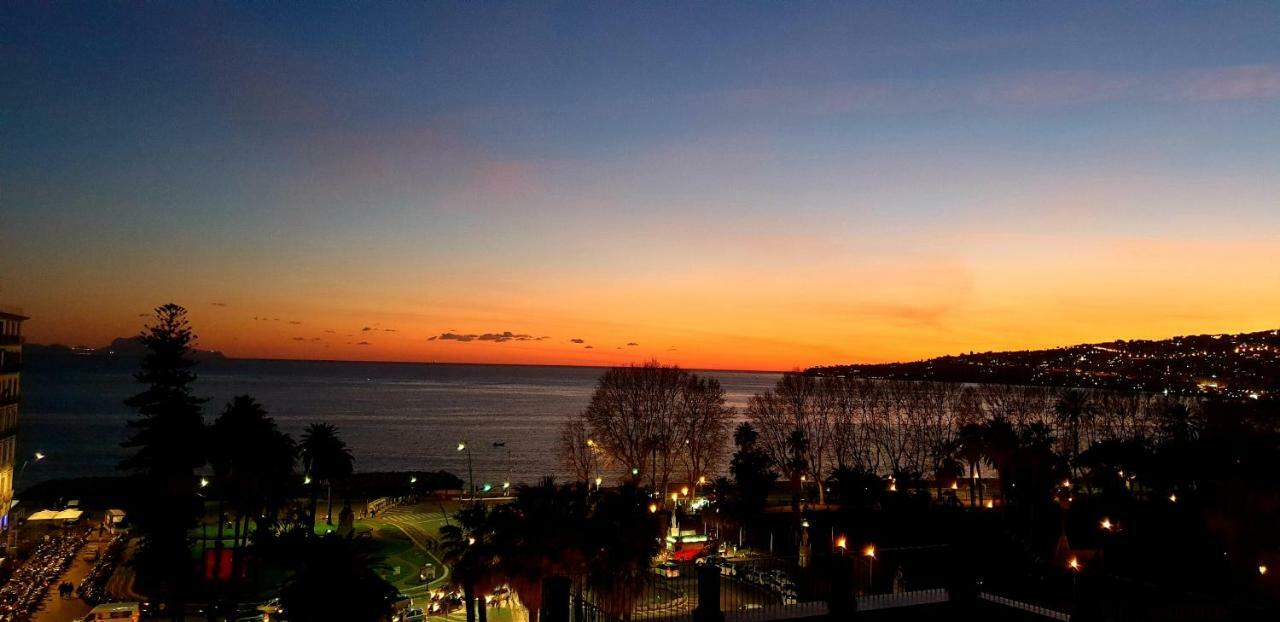 Calabritto Suite Napoli Esterno foto
